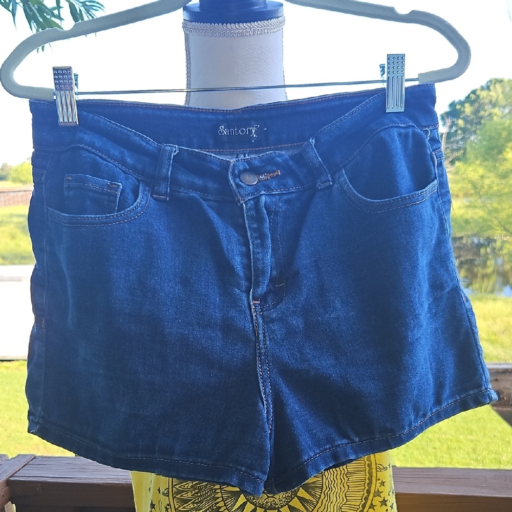 Vibrant Blue Jean Shorts with Classic Design
